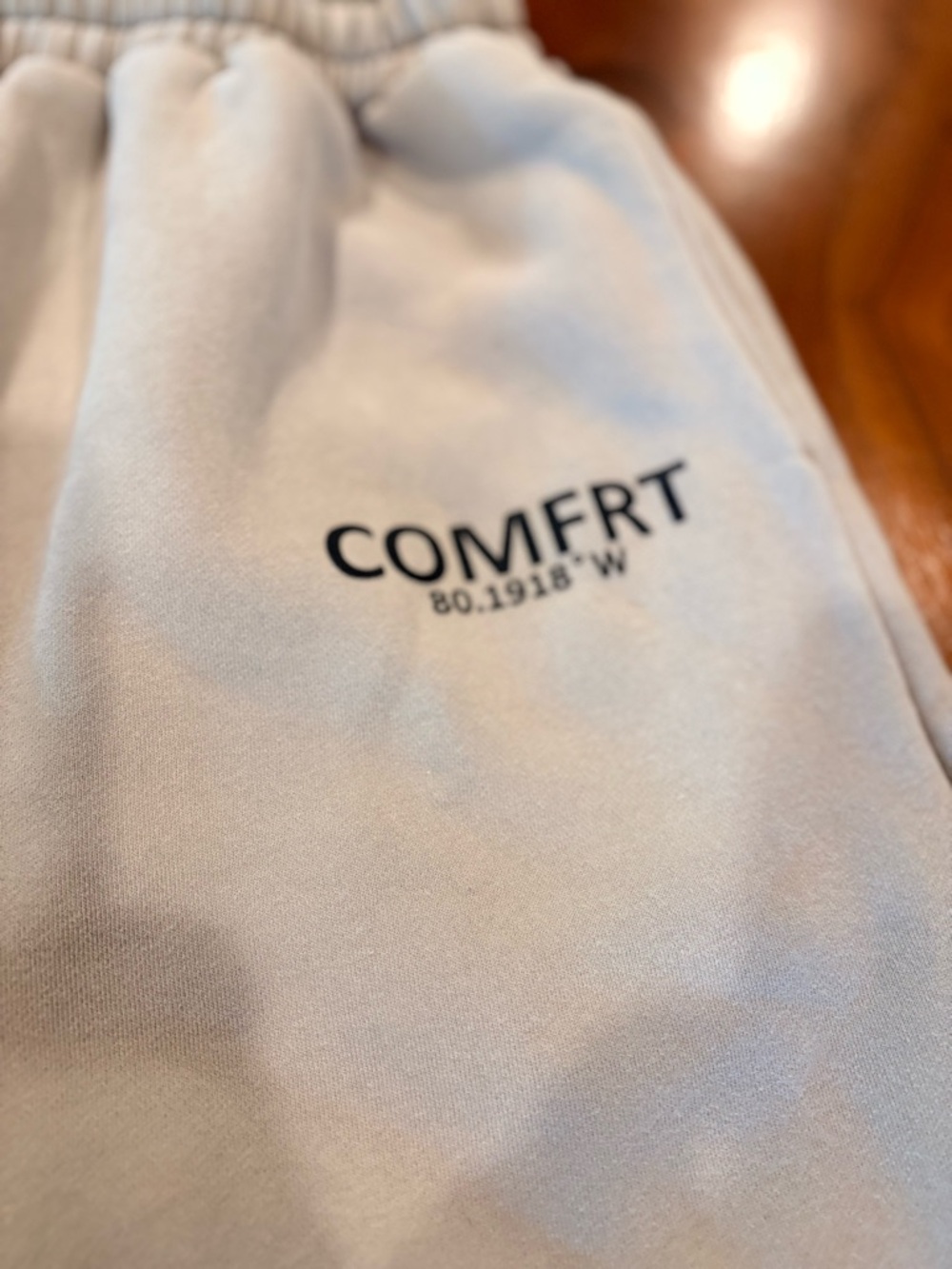 COMFRT Beige Cozy Sweatpants, men’s, size L, waist 20’ inches - Picture 4 of 7